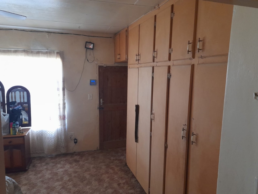 Commercial Property for Sale in Boltonwold Gauteng