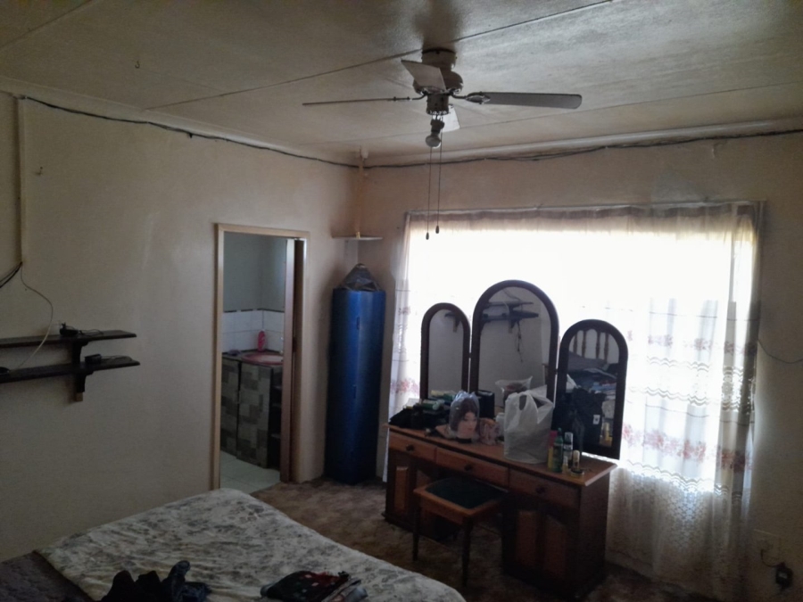 Commercial Property for Sale in Boltonwold Gauteng