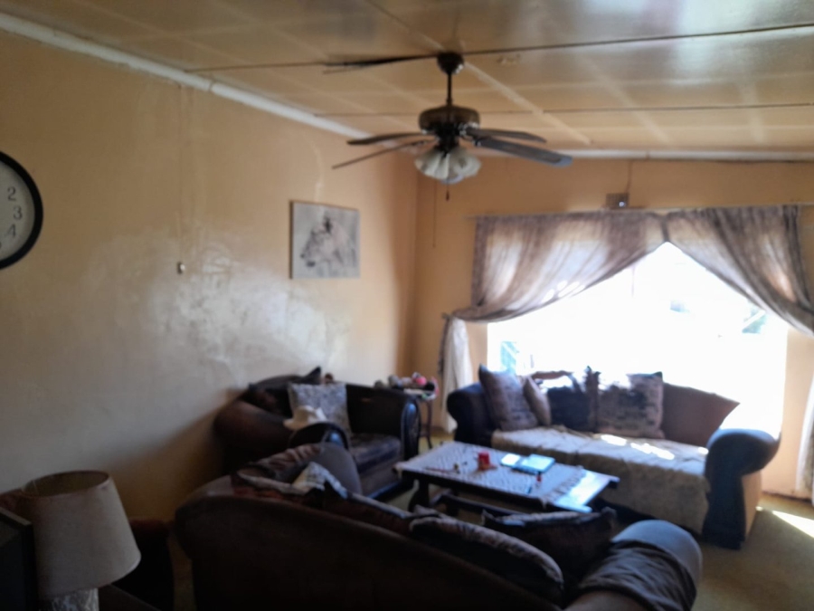 Commercial Property for Sale in Boltonwold Gauteng