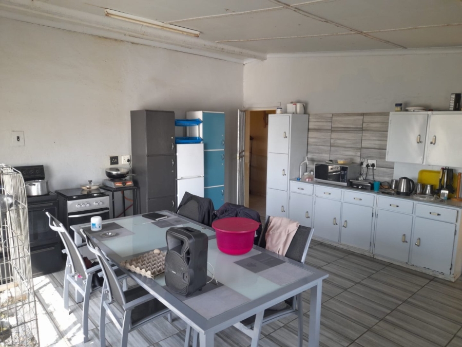 Commercial Property for Sale in Boltonwold Gauteng