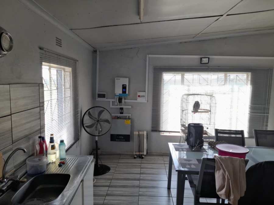 Commercial Property for Sale in Boltonwold Gauteng