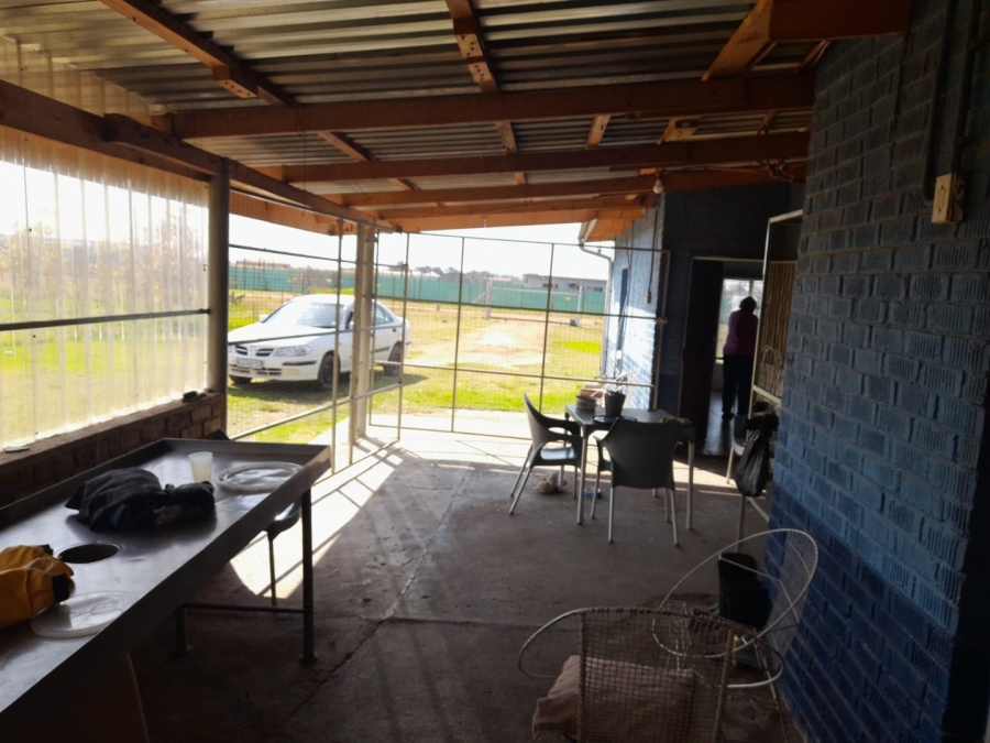 Commercial Property for Sale in Boltonwold Gauteng