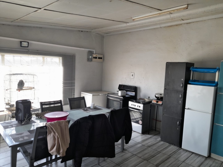 Commercial Property for Sale in Boltonwold Gauteng