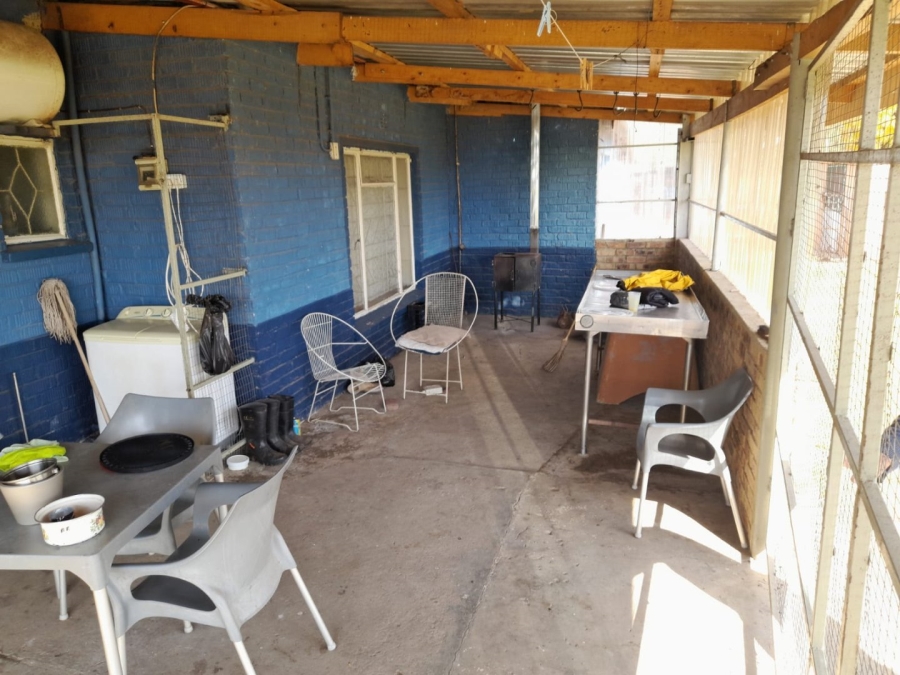 Commercial Property for Sale in Boltonwold Gauteng