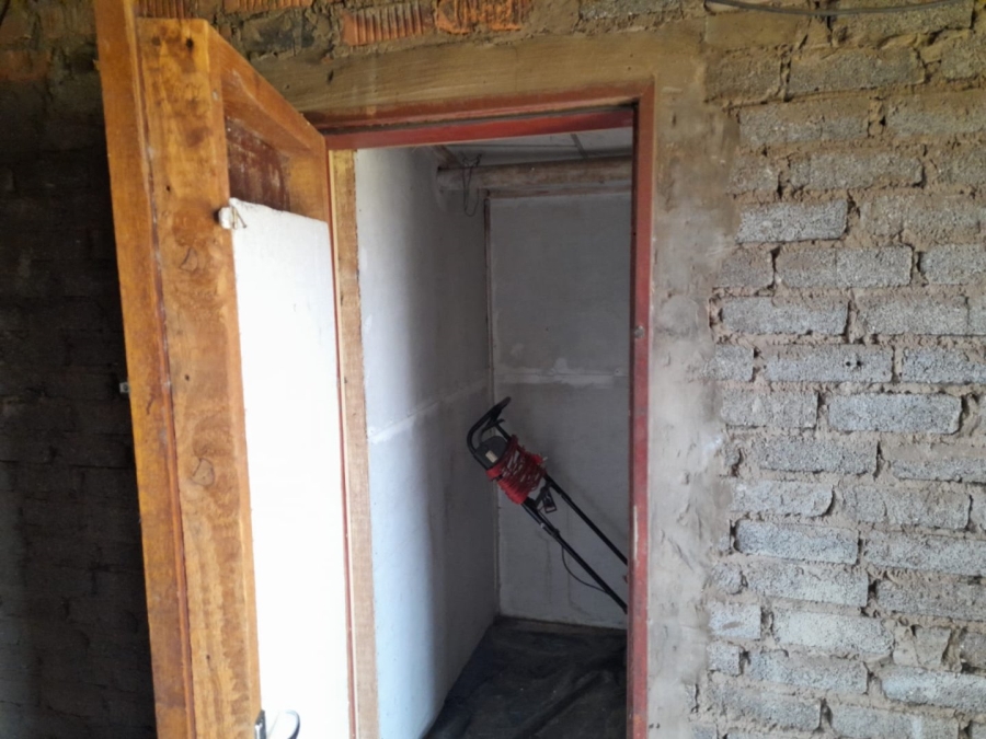 Commercial Property for Sale in Boltonwold Gauteng