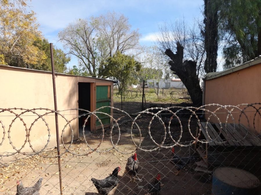 Commercial Property for Sale in Boltonwold Gauteng