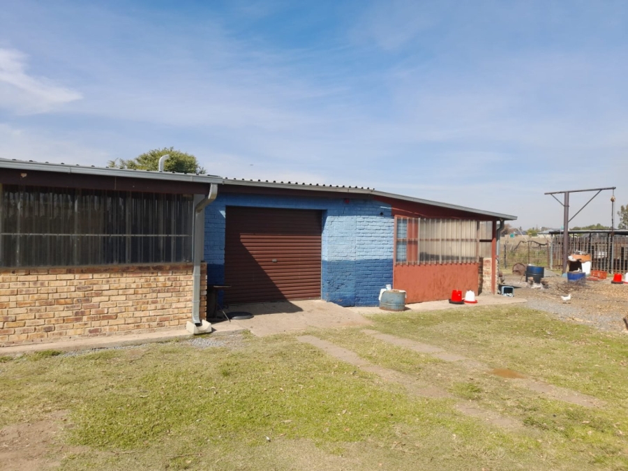 Commercial Property for Sale in Boltonwold Gauteng