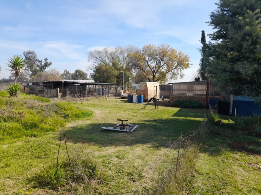 Commercial Property for Sale in Boltonwold Gauteng