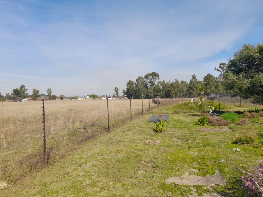 Commercial Property for Sale in Boltonwold Gauteng