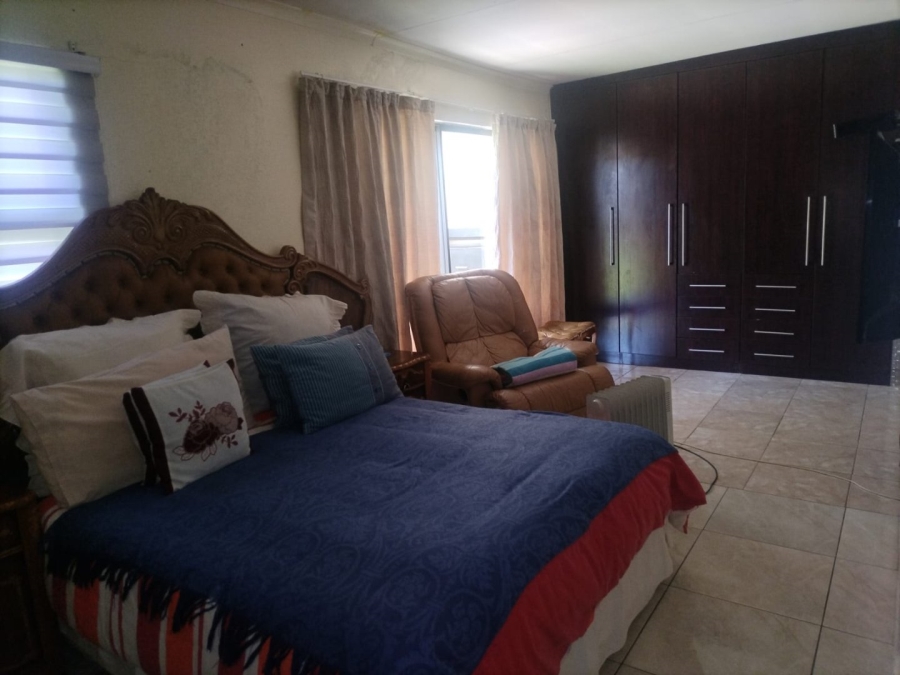 2 Bedroom Property for Sale in Beverley Hills Gauteng