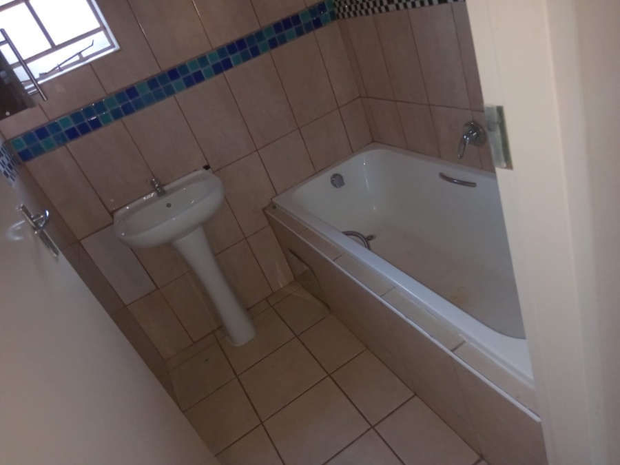  Bedroom Property for Sale in Sky City Gauteng