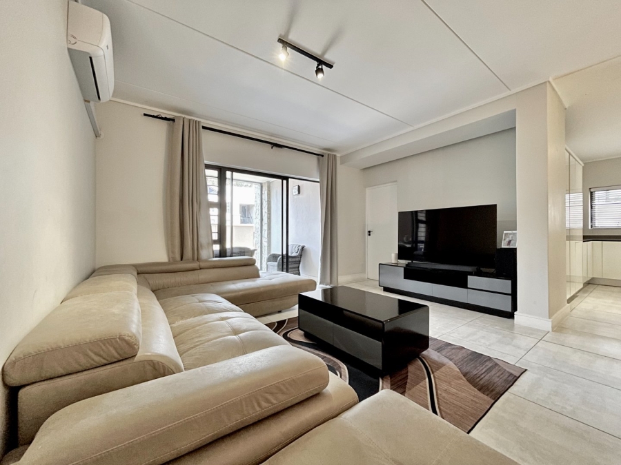To Let 3 Bedroom Property for Rent in Waterfall Gauteng