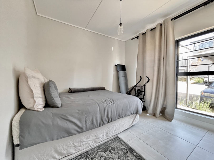 To Let 3 Bedroom Property for Rent in Waterfall Gauteng