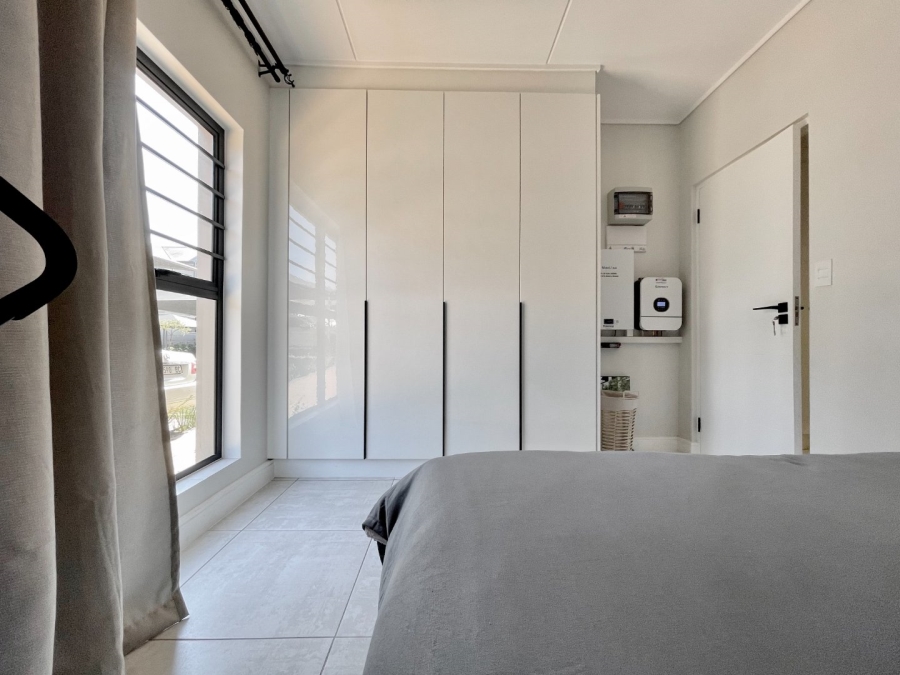 To Let 3 Bedroom Property for Rent in Waterfall Gauteng