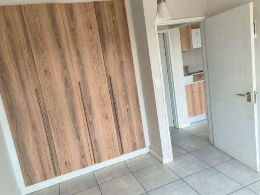 To Let 1 Bedroom Property for Rent in Crowthorne AH Gauteng