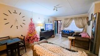 To Let 2 Bedroom Property for Rent in Moregloed Gauteng