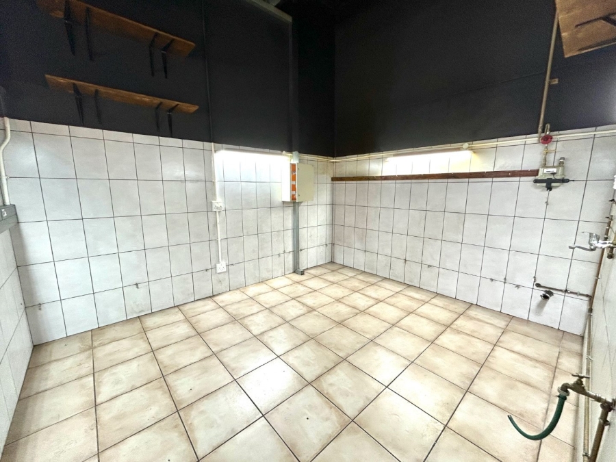 To Let Commercial Property for Rent in Linksfield Gauteng