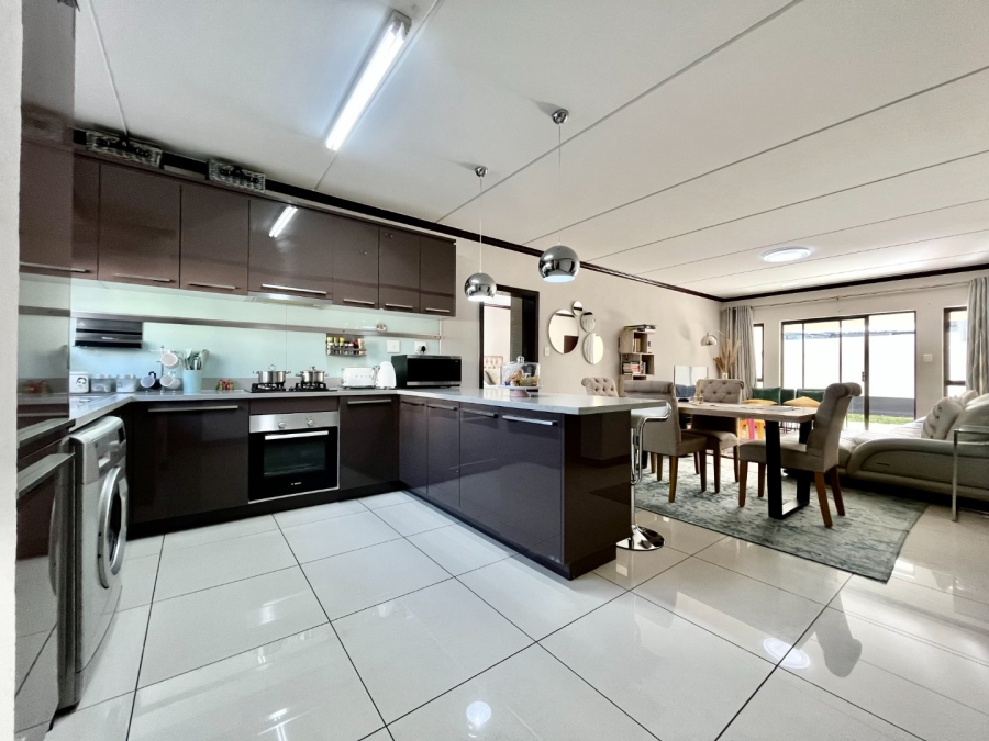 To Let 2 Bedroom Property for Rent in Carlswald Gauteng