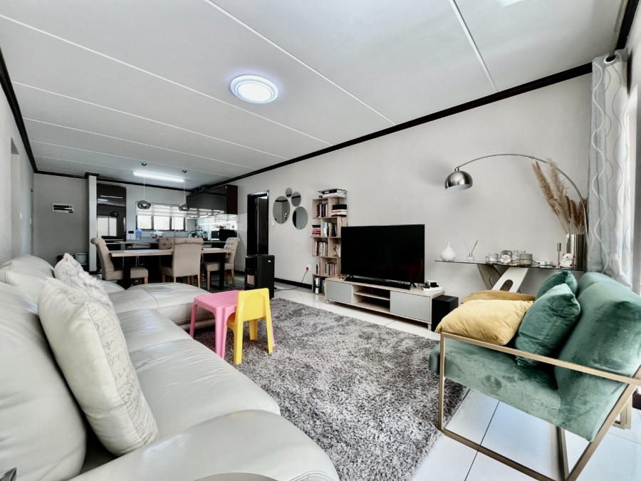 To Let 2 Bedroom Property for Rent in Carlswald Gauteng