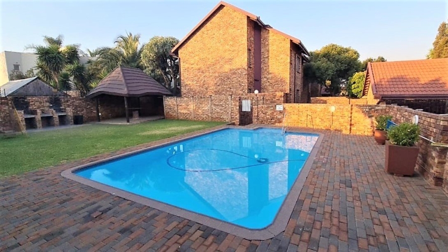 To Let 2 Bedroom Property for Rent in Centurion Central Gauteng