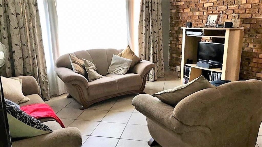 To Let 2 Bedroom Property for Rent in Centurion Central Gauteng