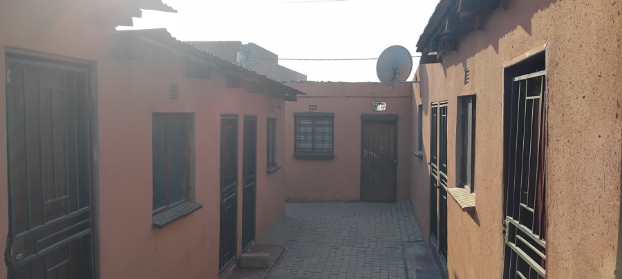 Bedroom Property for Sale in Ivory Park Gauteng