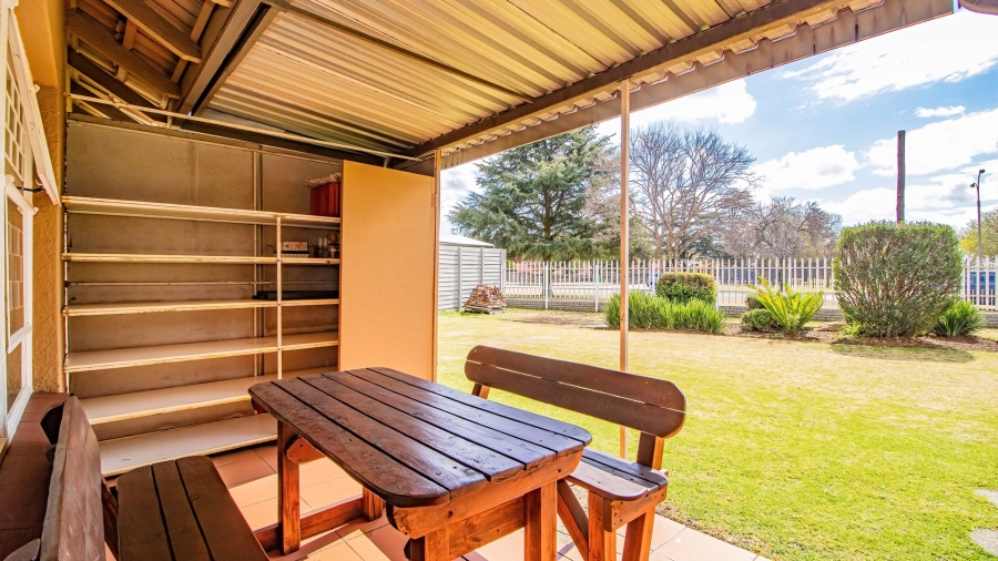 3 Bedroom Property for Sale in Bonaero Park Gauteng
