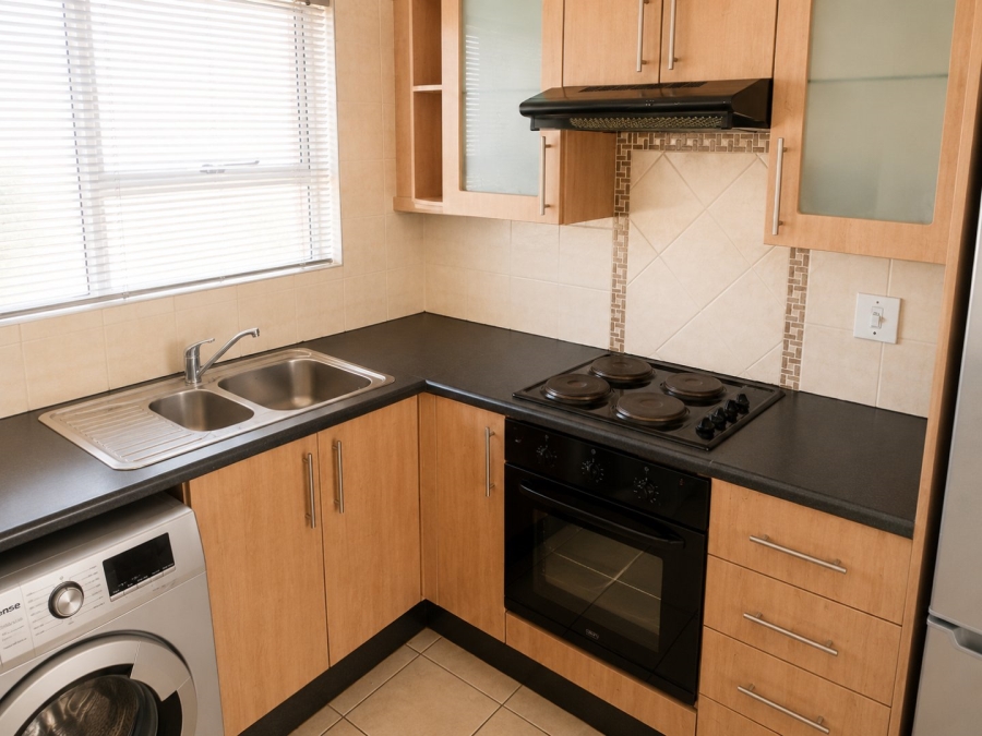 2 Bedroom Property for Sale in Buccleuch Gauteng