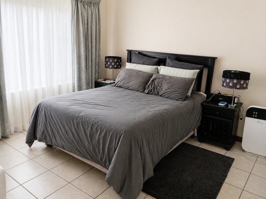 2 Bedroom Property for Sale in Buccleuch Gauteng
