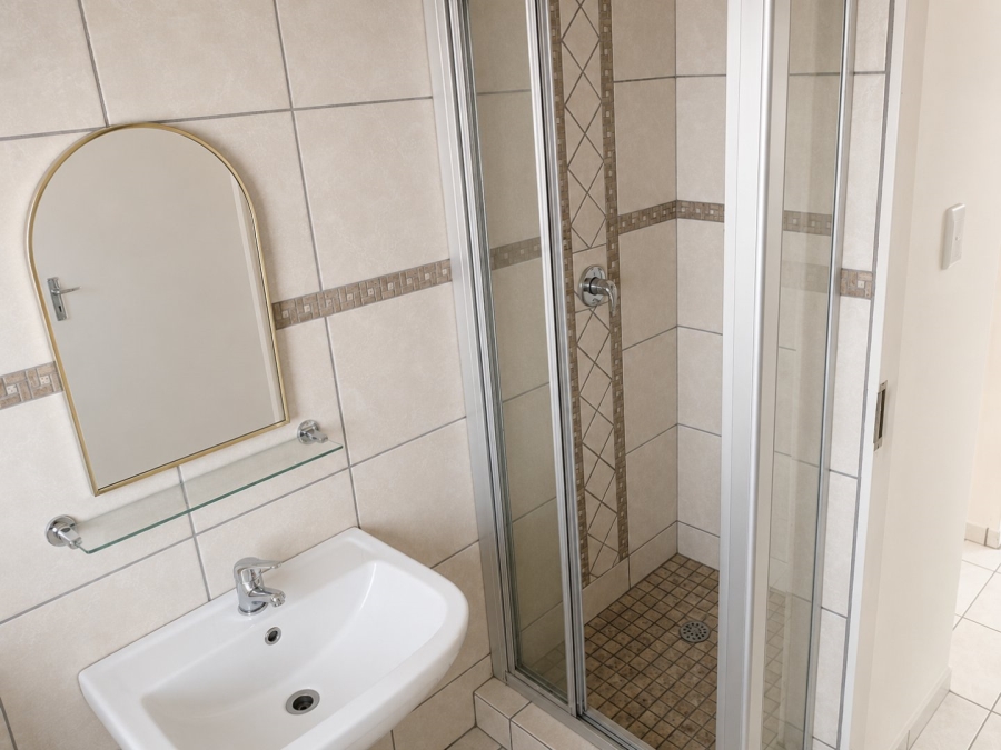 2 Bedroom Property for Sale in Buccleuch Gauteng