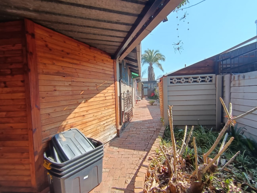 4 Bedroom Property for Sale in Valhalla Gauteng