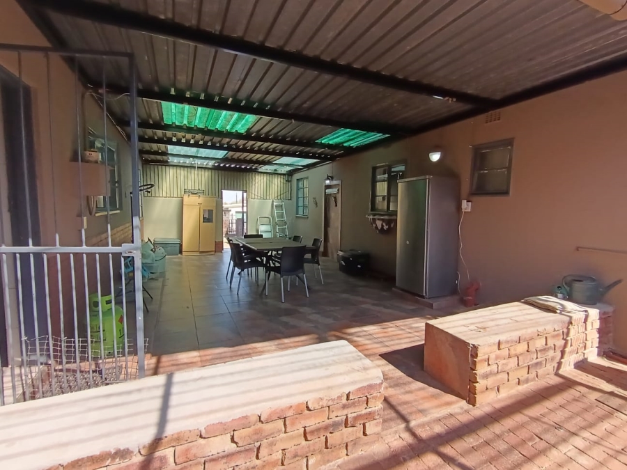 4 Bedroom Property for Sale in Valhalla Gauteng
