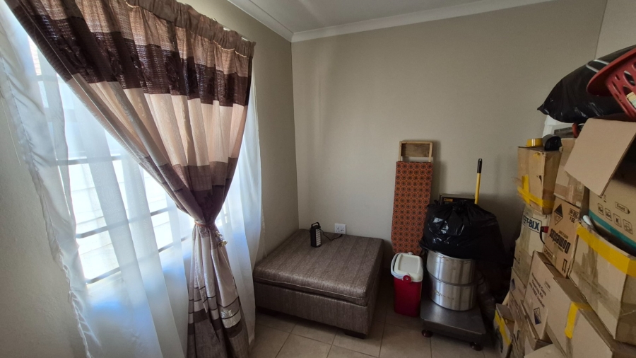 3 Bedroom Property for Sale in Sky City Gauteng