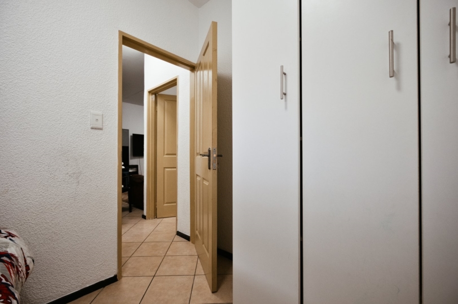 2 Bedroom Property for Sale in Albertsdal Gauteng