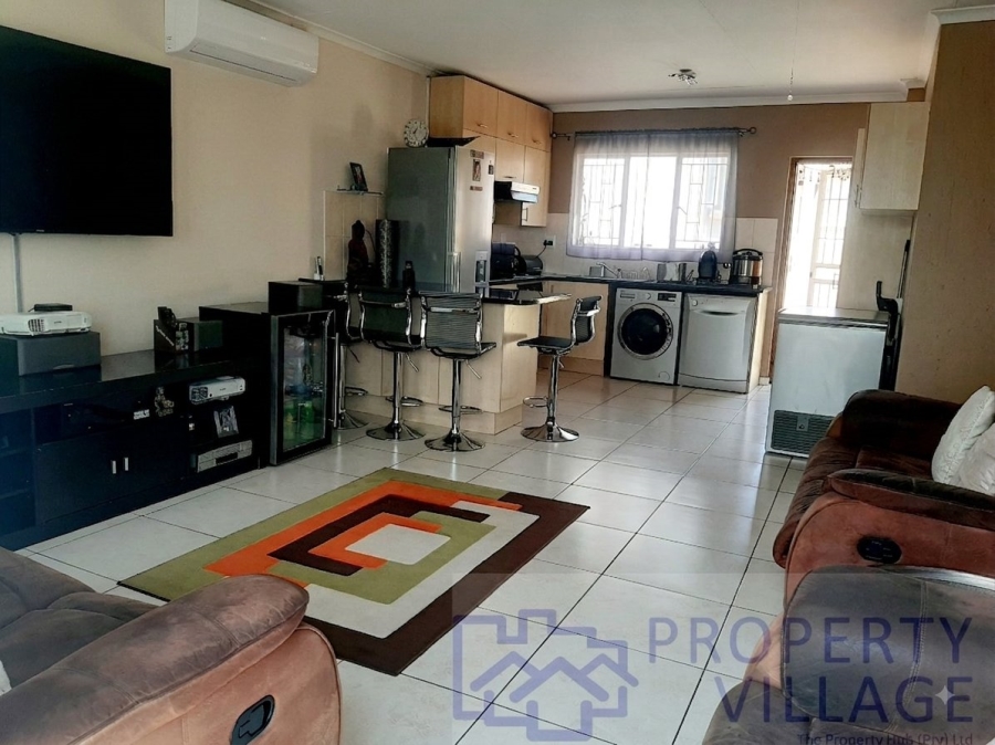 3 Bedroom Property for Sale in Greenstone Hill Gauteng