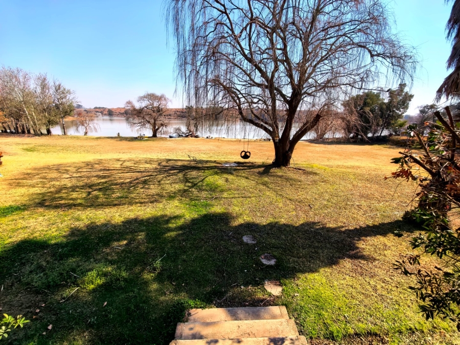 3 Bedroom Property for Sale in Vaal Bank Gauteng
