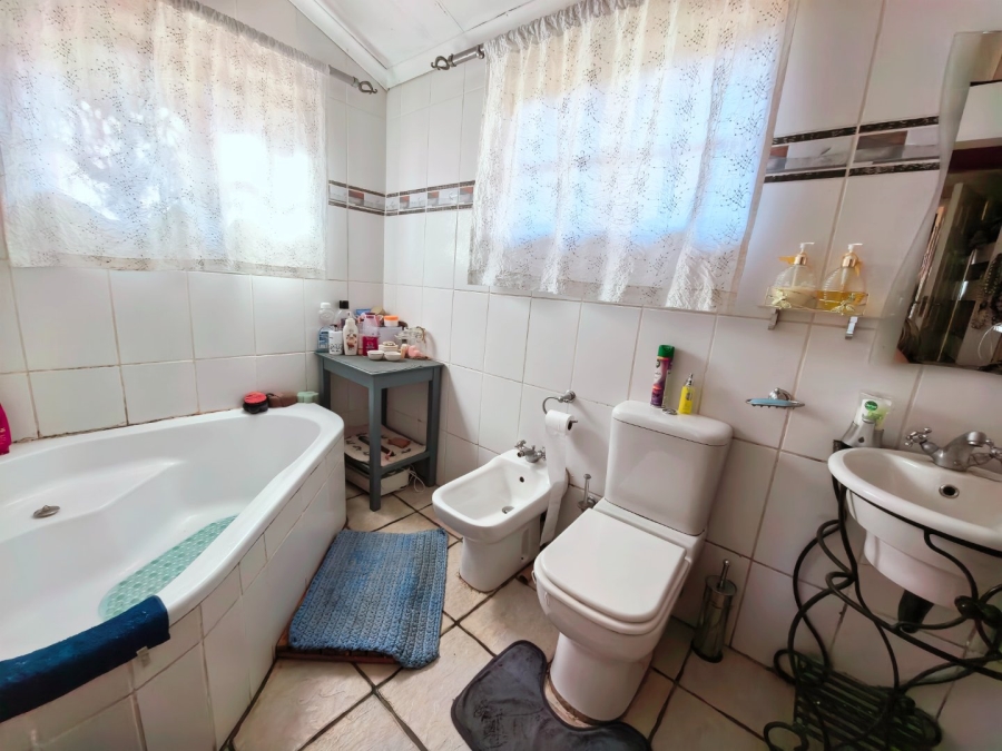 3 Bedroom Property for Sale in Vaal Bank Gauteng