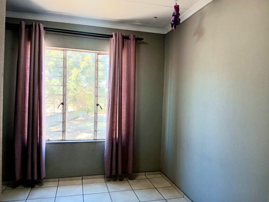 To Let 4 Bedroom Property for Rent in Danie Taljaard Park Gauteng