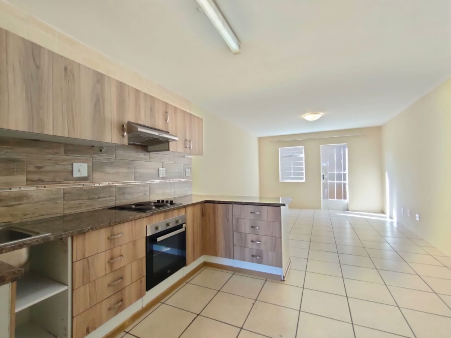 To Let 3 Bedroom Property for Rent in Florentia Gauteng