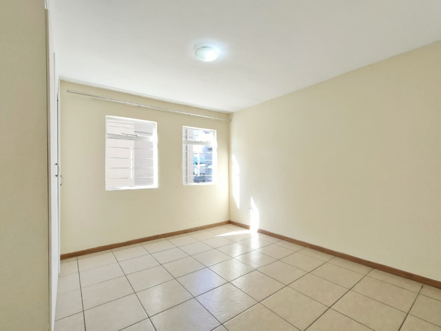 To Let 3 Bedroom Property for Rent in Florentia Gauteng