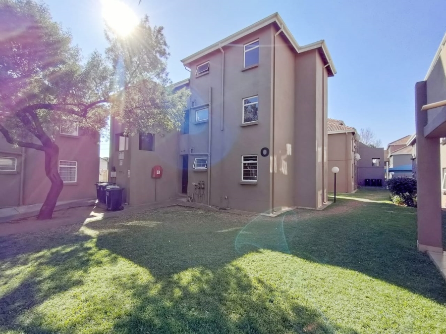 To Let 3 Bedroom Property for Rent in Florentia Gauteng