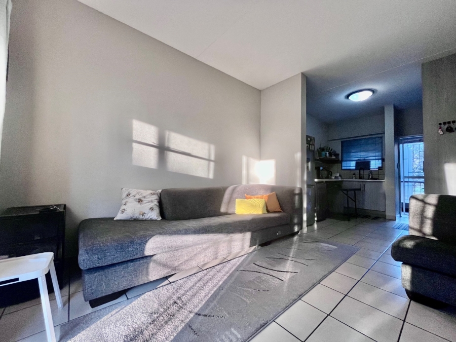 2 Bedroom Property for Sale in Halfway Gardens Gauteng