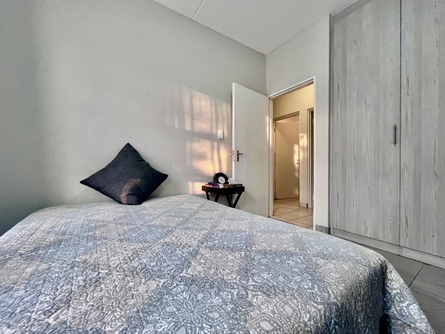 2 Bedroom Property for Sale in Halfway Gardens Gauteng