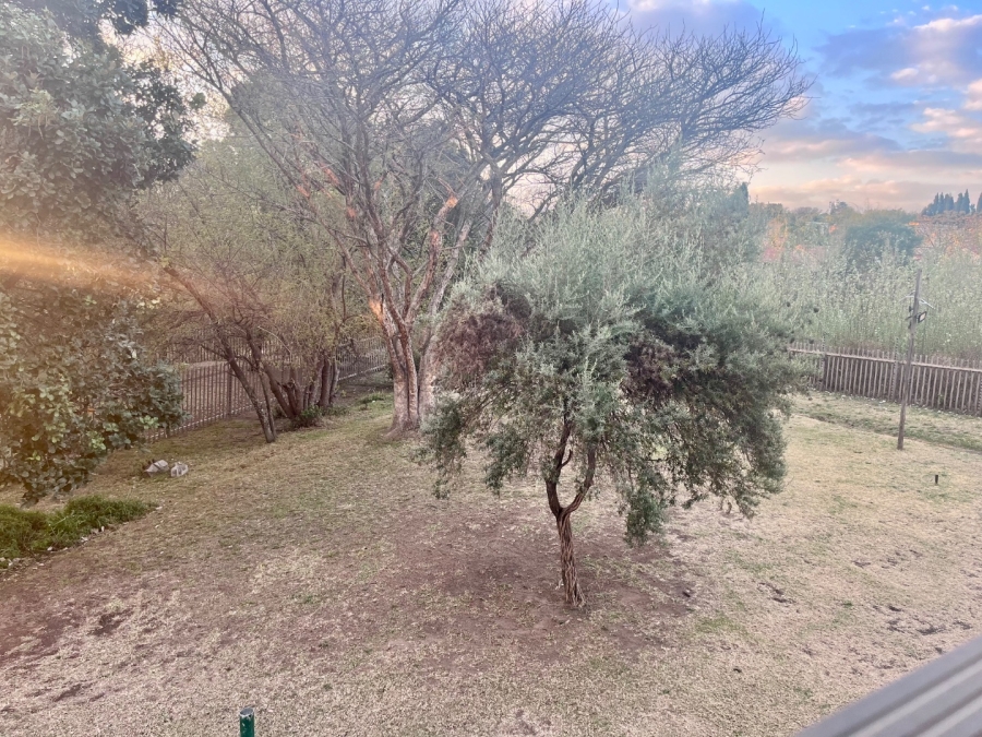 2 Bedroom Property for Sale in Halfway Gardens Gauteng