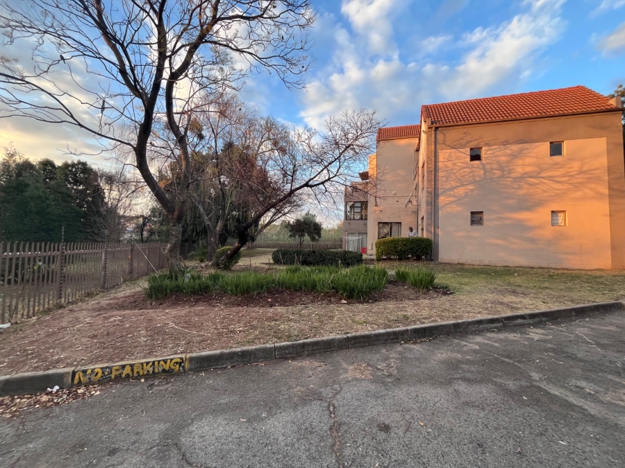 2 Bedroom Property for Sale in Halfway Gardens Gauteng
