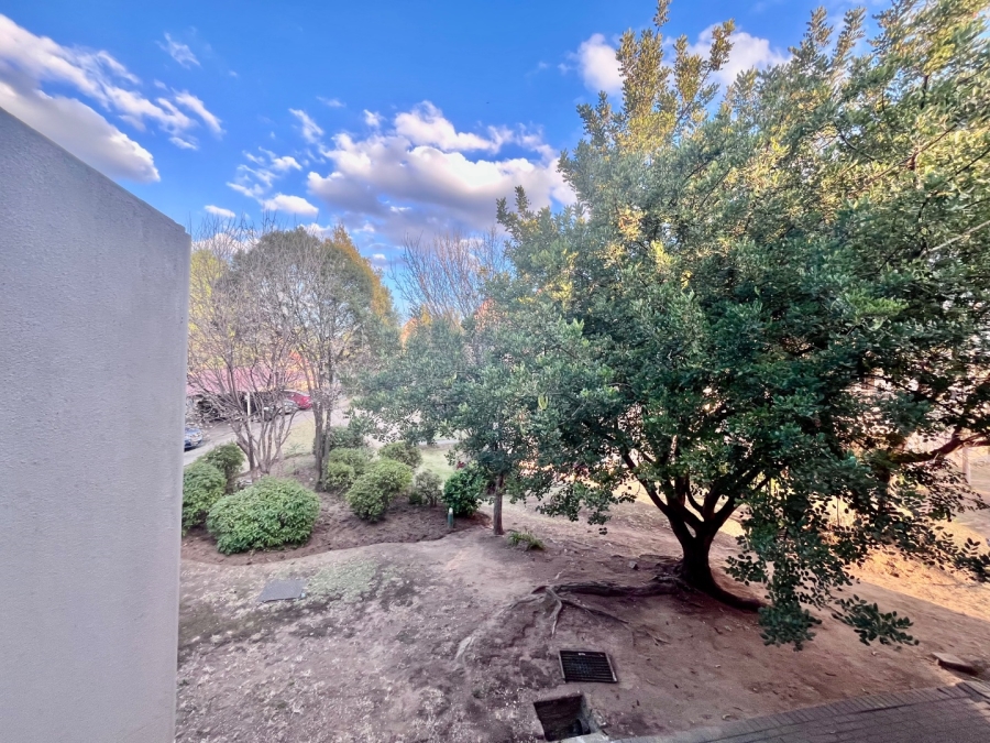2 Bedroom Property for Sale in Halfway Gardens Gauteng