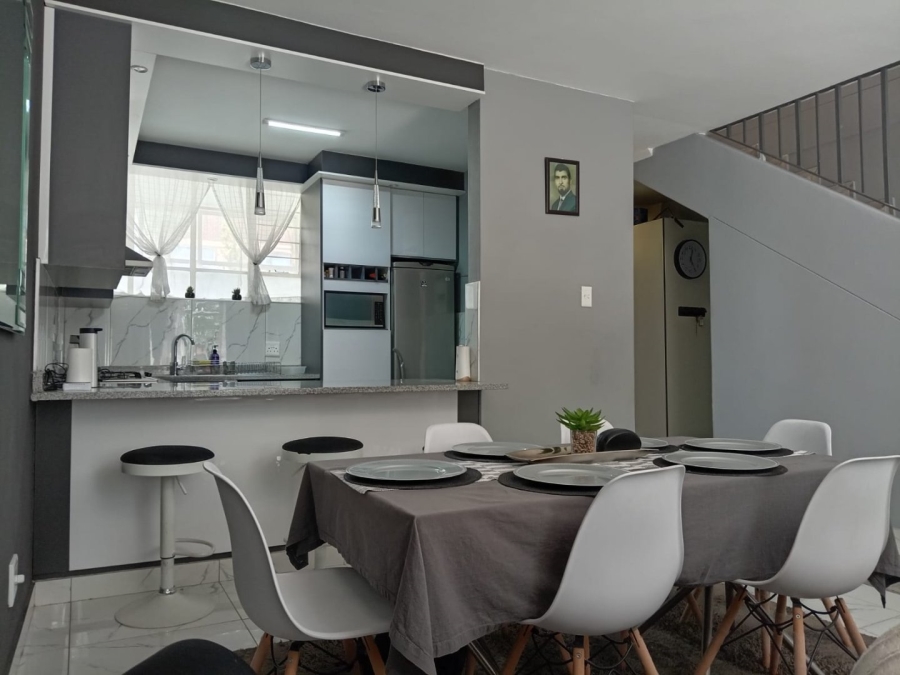 1 Bedroom Property for Sale in Bedford Gardens Gauteng