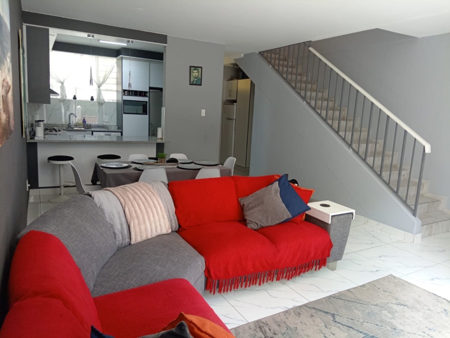 1 Bedroom Property for Sale in Bedford Gardens Gauteng