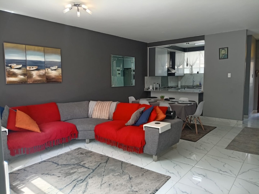 1 Bedroom Property for Sale in Bedford Gardens Gauteng