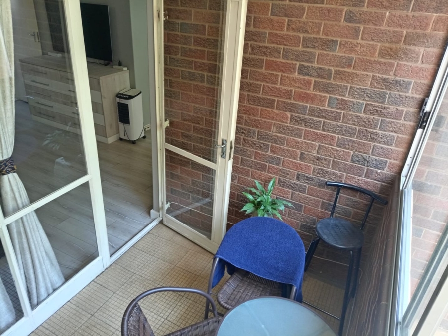 1 Bedroom Property for Sale in Bedford Gardens Gauteng